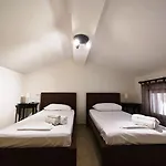 Casa Dikella *